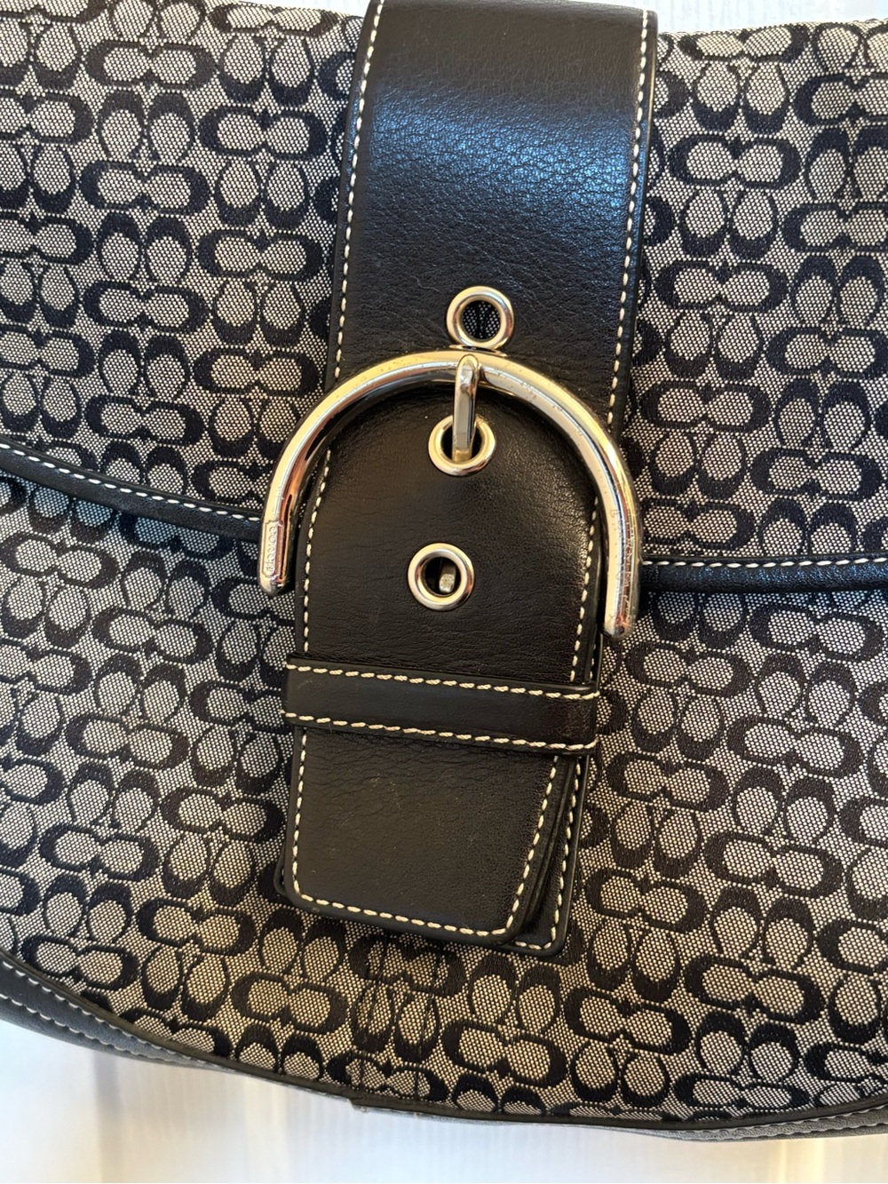 Vintage Coach Black Signature Jacquard Shoulder Bag with Buckle - Picture 7 of 10